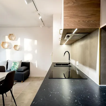 L&l Blisko Centrum * ワルシャワ